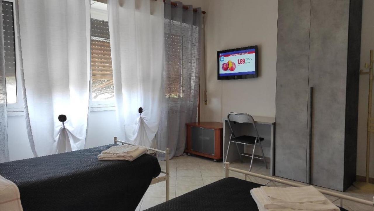 Hotel Casa Gio à Ostie Extérieur photo